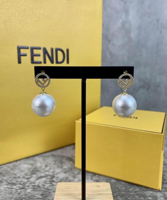 Fendi earring 03lyr90